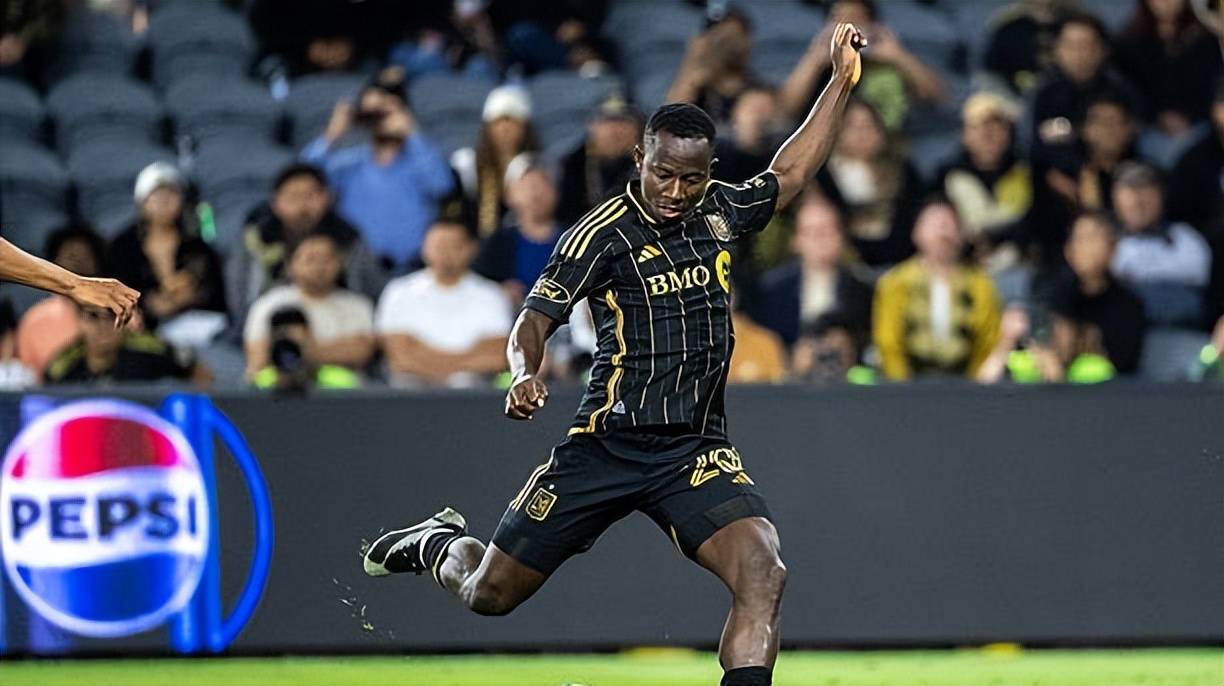 青岛海牛第5外援确定：踢过世俱杯+出道曼城+效力过法甲豪门